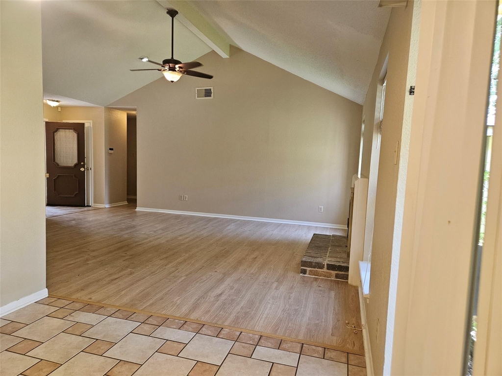 2822 Chimneystone Drive - Photo 6