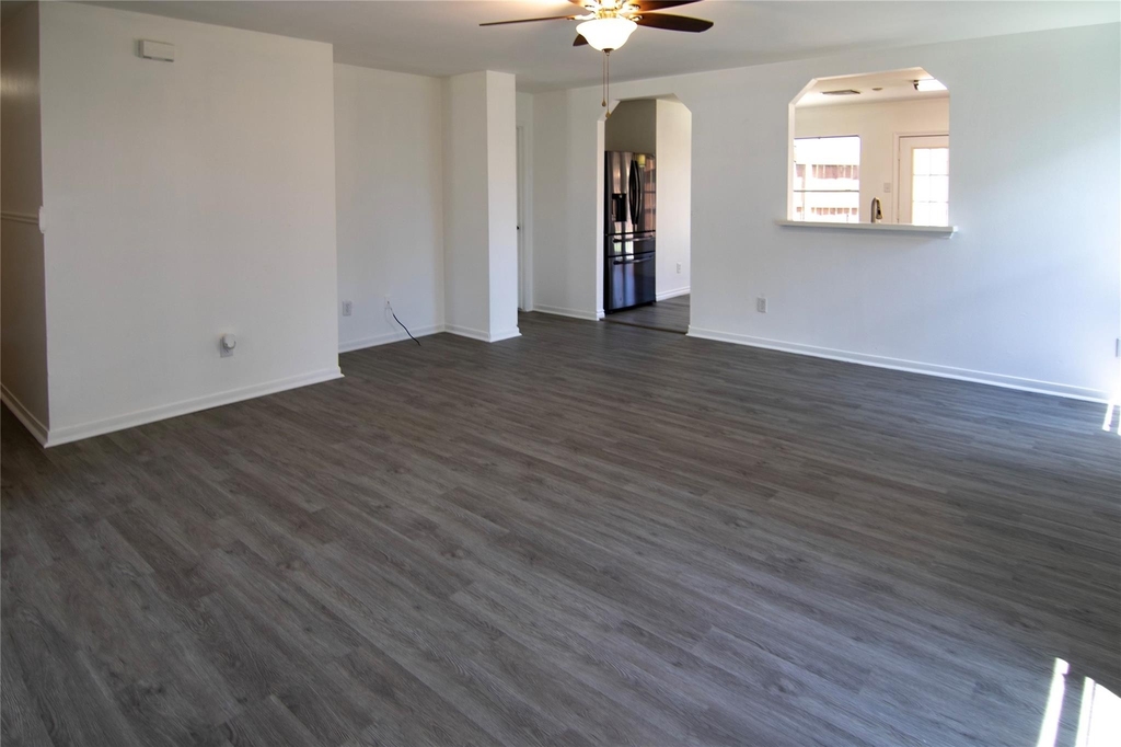 3219 Maryfield Lane - Photo 3