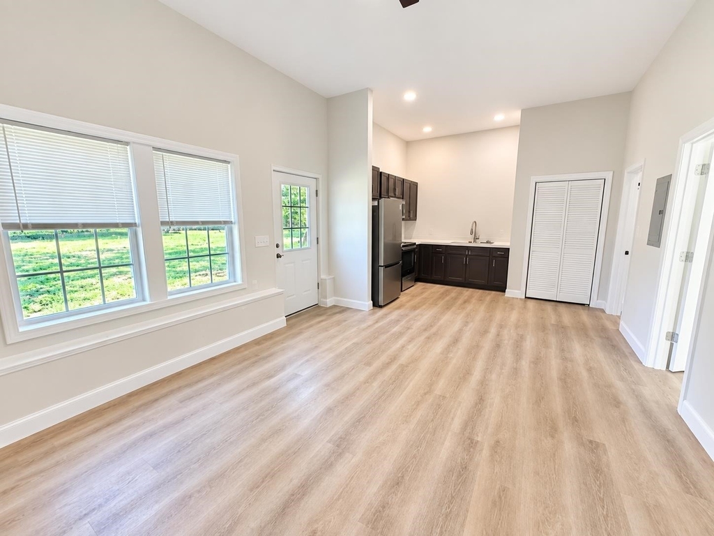 3360 Lafayette - Photo 3