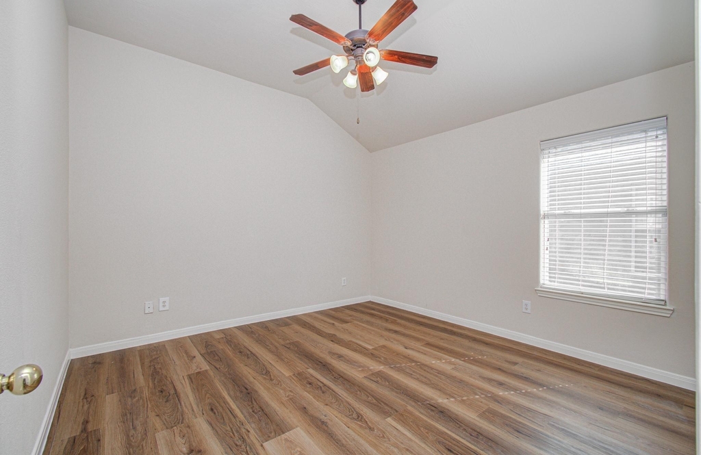 17611 Emerald Garden Lane - Photo 10