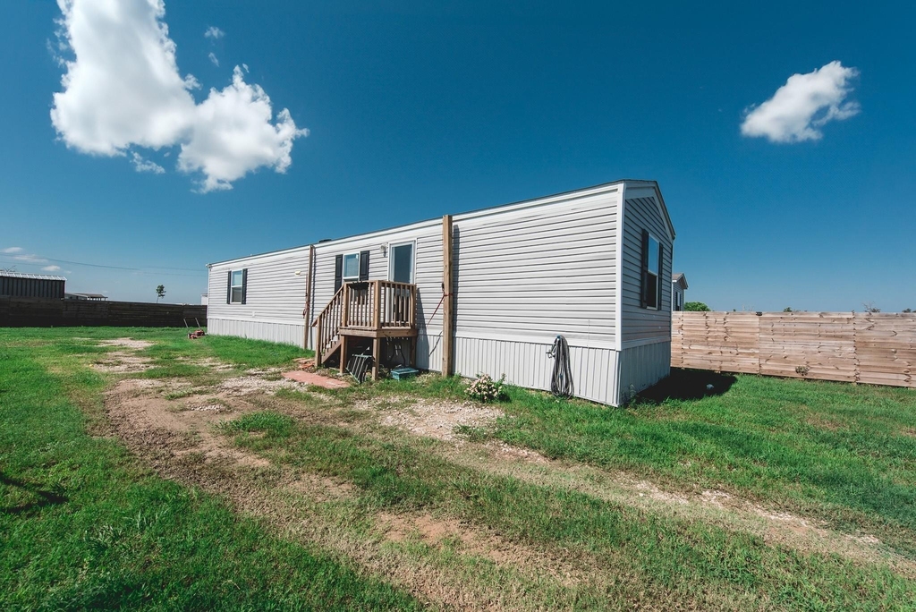 1158 Road 5720 - Photo 5