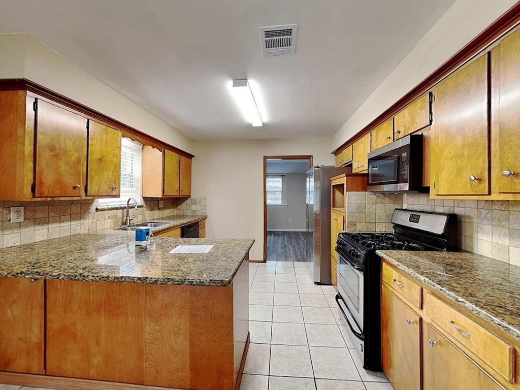1506 Seagate Lane - Photo 8