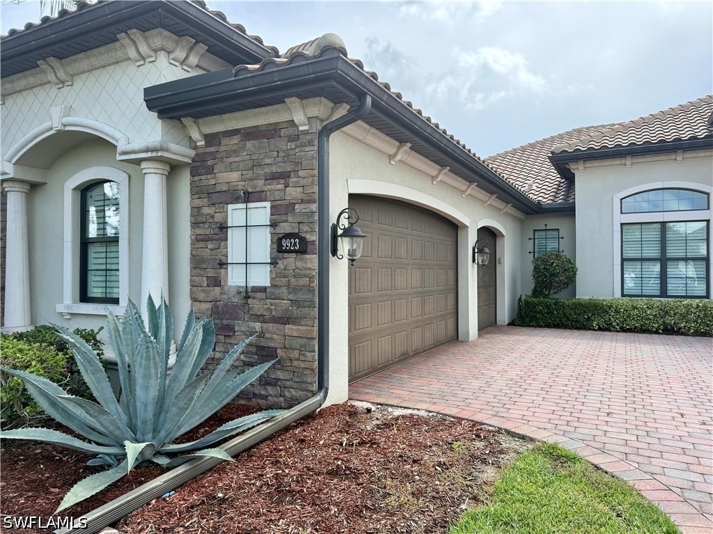 9923 Corso Bello Drive - Photo 0
