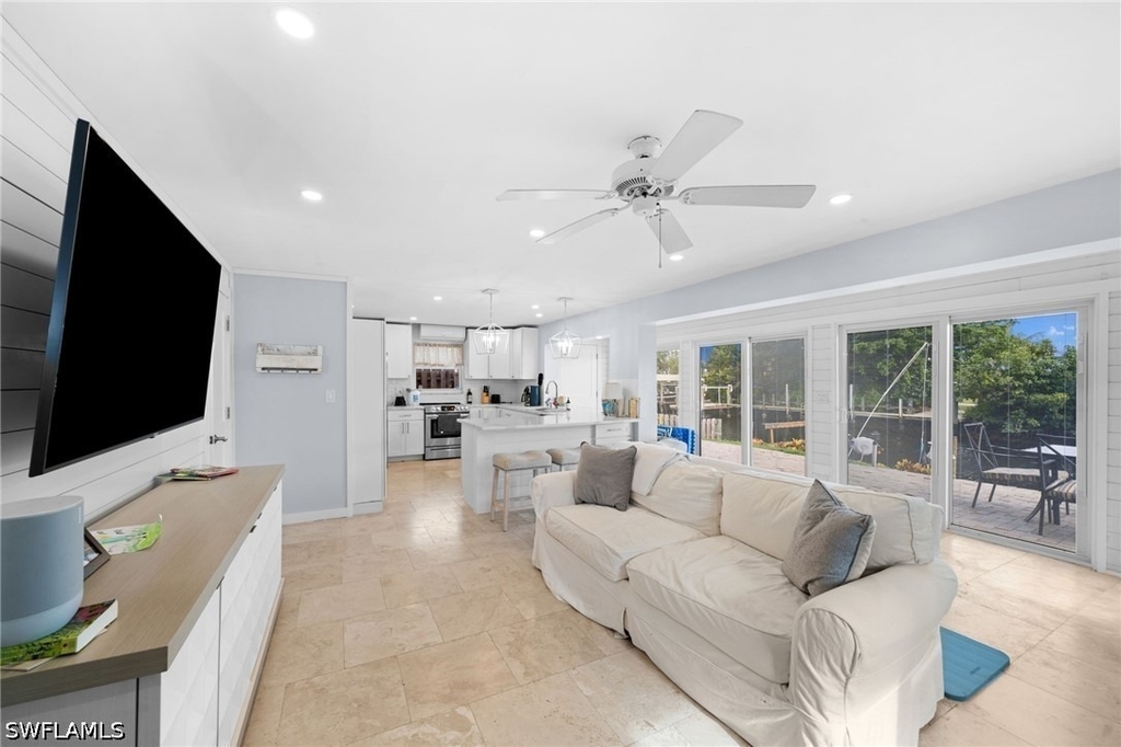 1360 Chesapeake Avenue - Photo 10