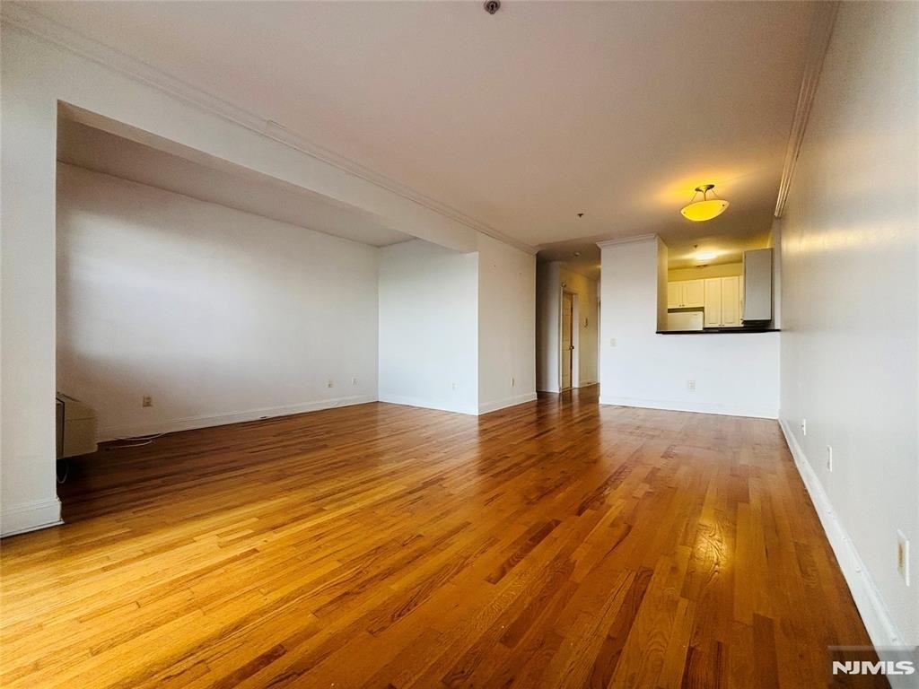 1100 River - Photo 11