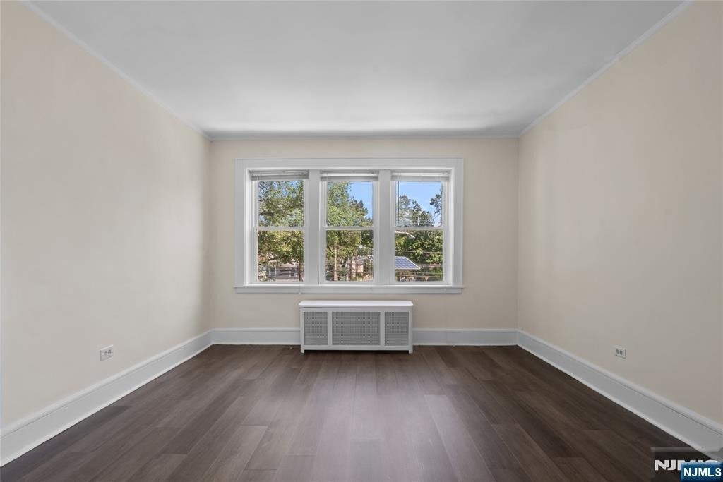 60-62 Elmwood - Photo 8