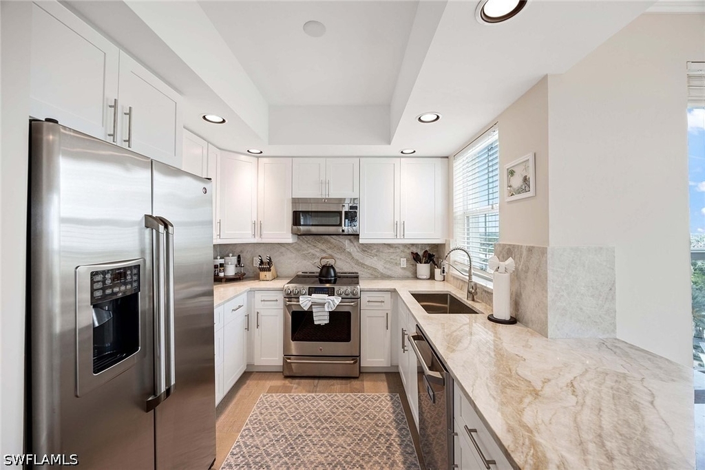 315 Dunes Boulevard - Photo 9
