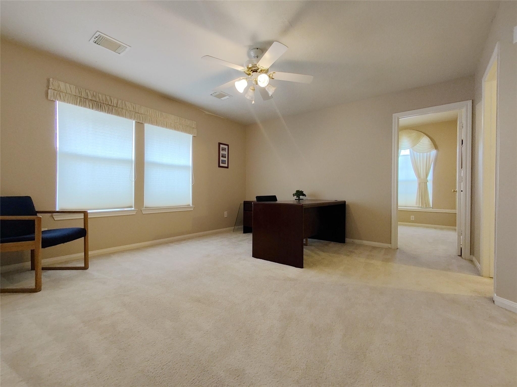 1035 Sussex Trail - Photo 16
