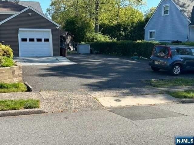 189 W Prospect - Photo 1