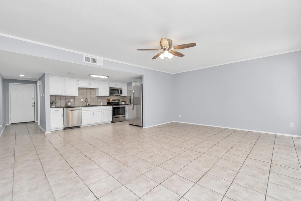 14777 Wunderlich Drive - Photo 8