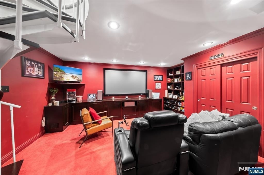 208 Cambridge - Photo 20