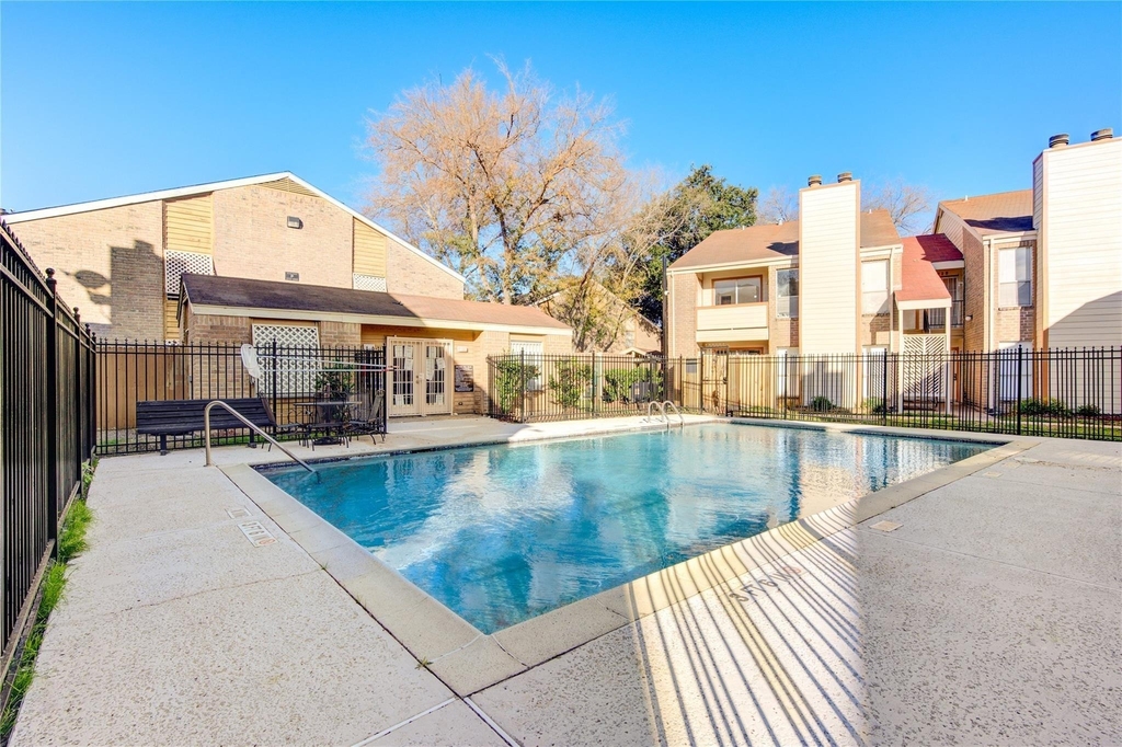 10202 Forum Park Drive - Photo 22