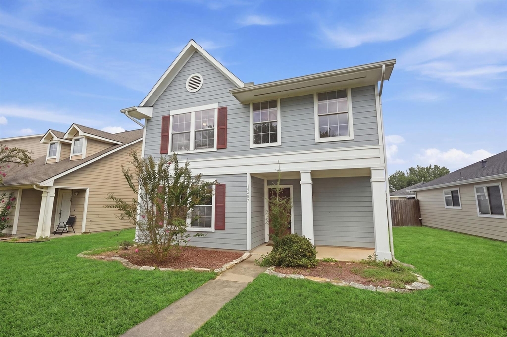 19407 Wann Park Drive - Photo 1