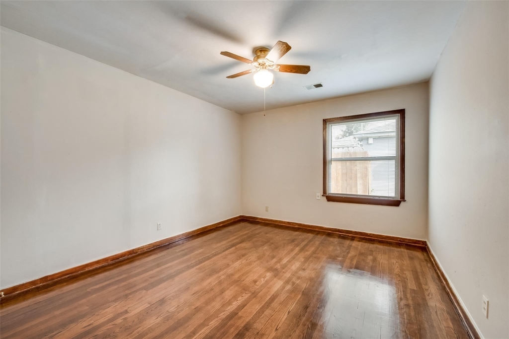 6506 Westview Drive - Photo 8