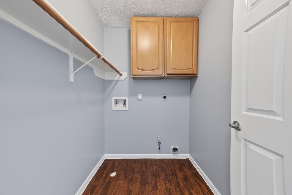 15010 Chestnut Falls Drive - Photo 32