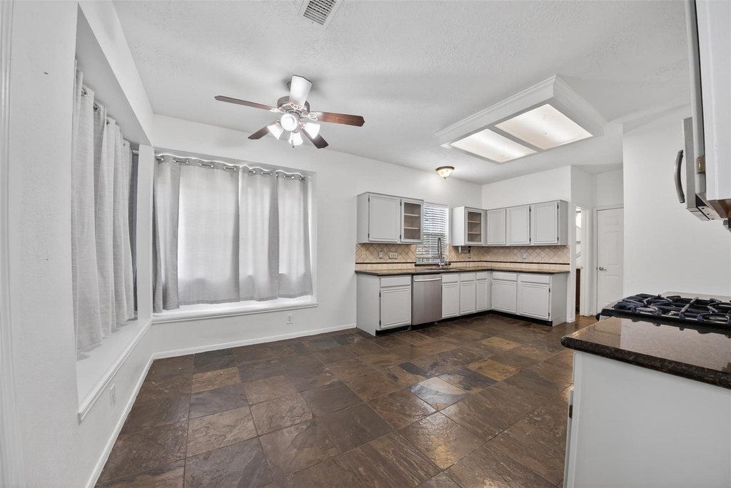 15010 Chestnut Falls Drive - Photo 6