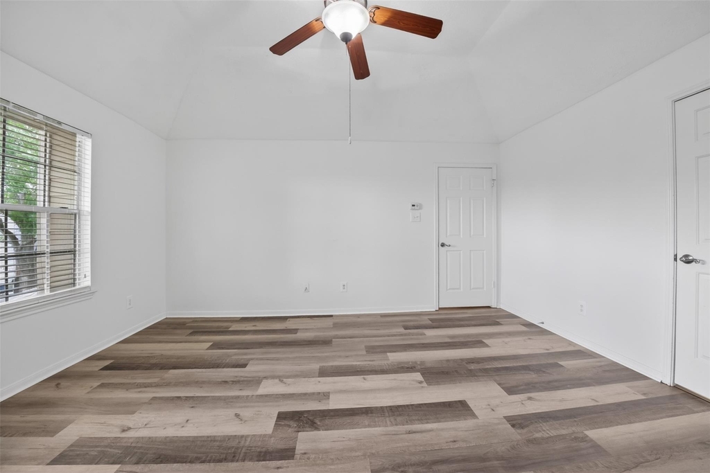 15010 Chestnut Falls Drive - Photo 29