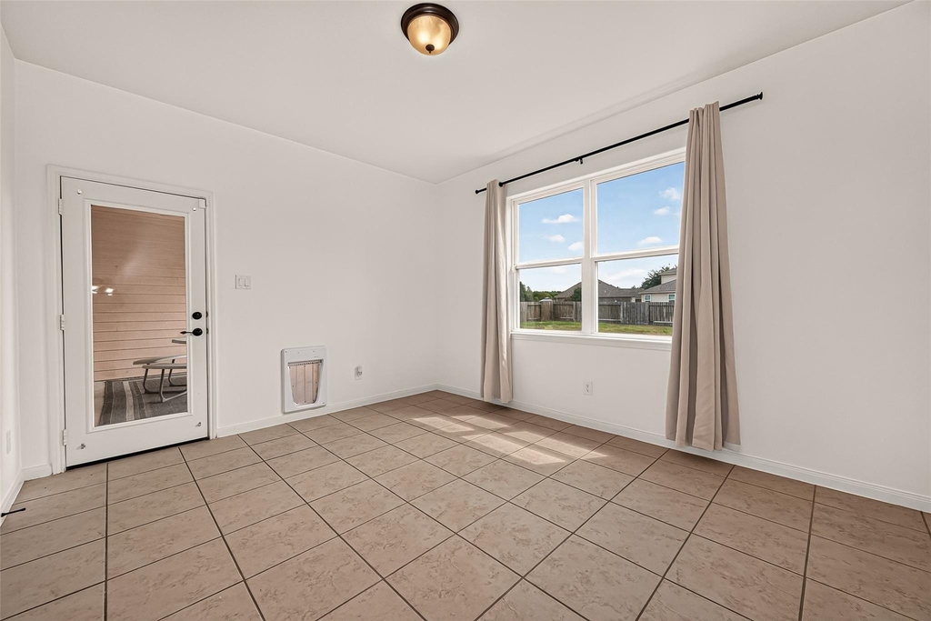 18713 Encinal Trail - Photo 14