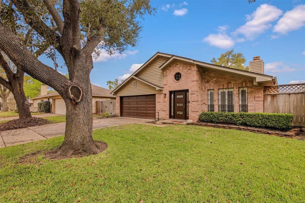 2207 Briarwest Boulevard - Photo 24