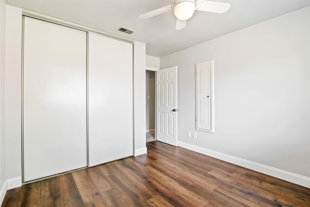 2207 Briarwest Boulevard - Photo 19