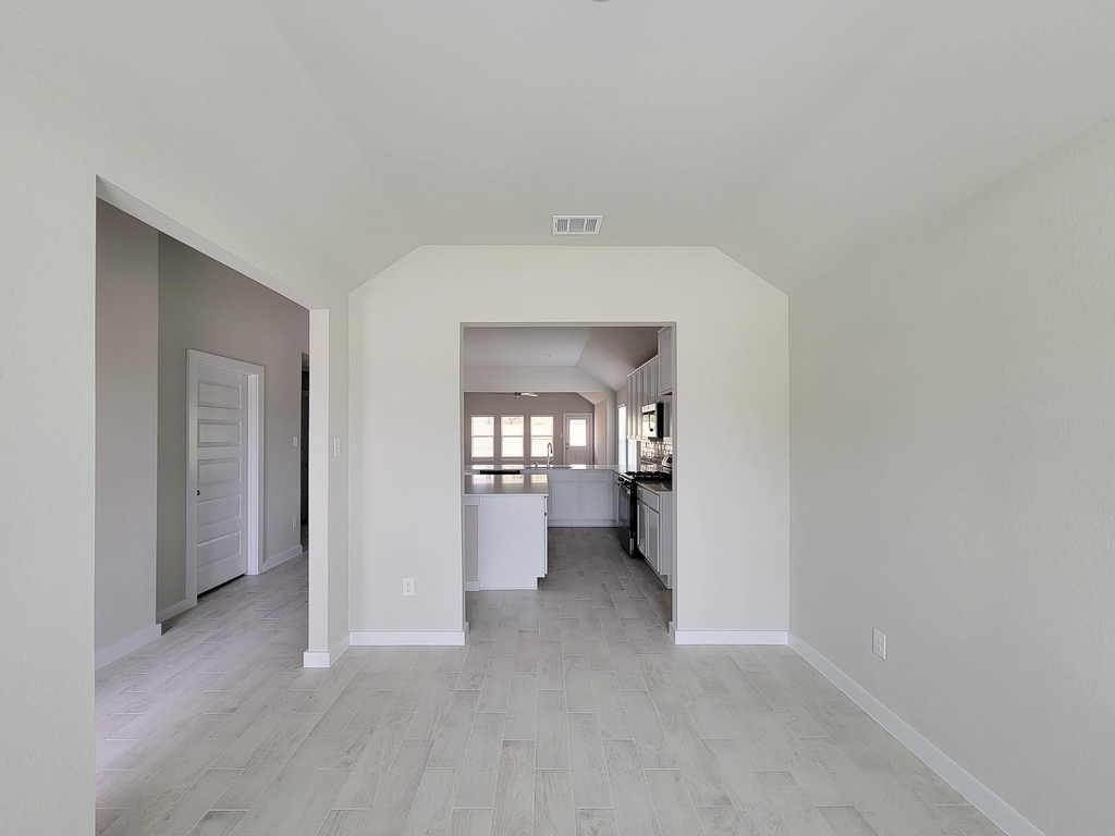 902 Cold Snow Drive - Photo 5