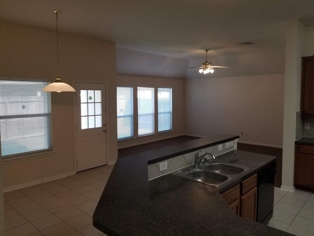 1538 Chandler Park Lane - Photo 6
