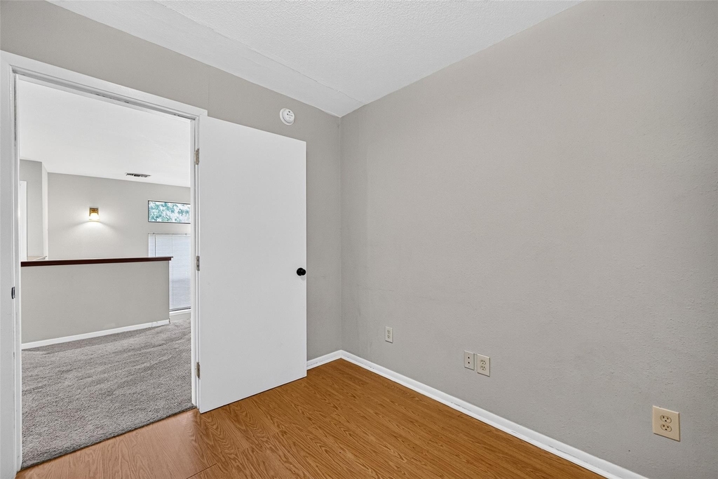 11 N Mossrock Road - Photo 24