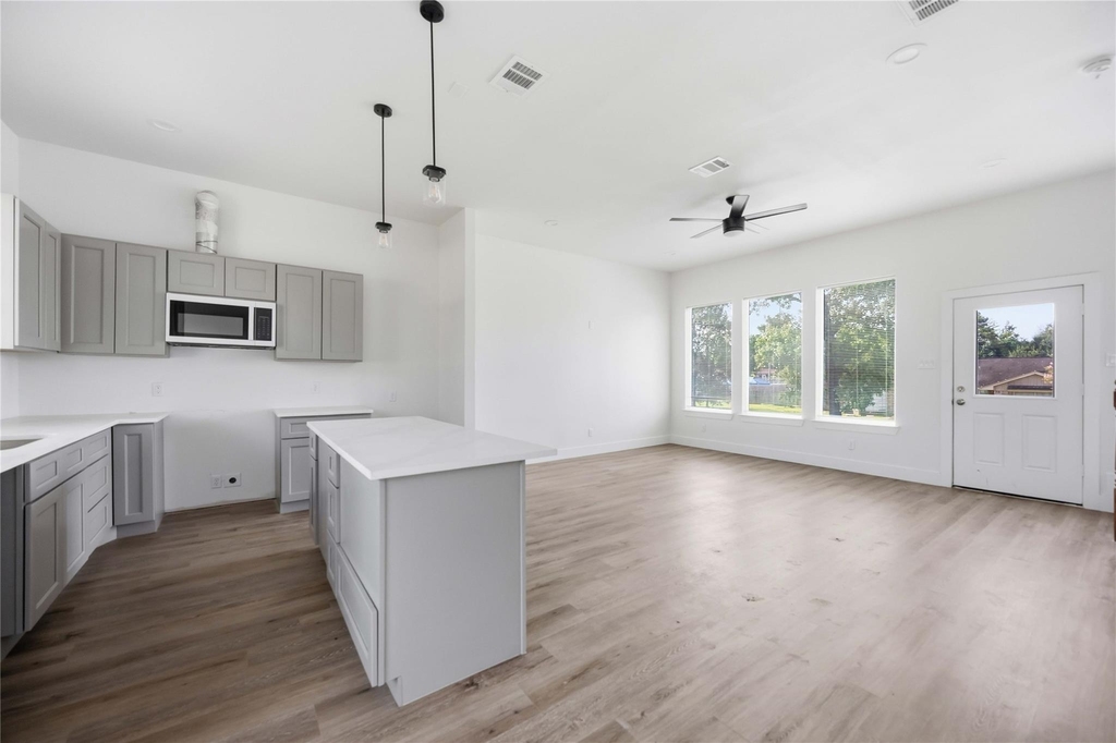 2809 Toyah Avenue - Photo 4