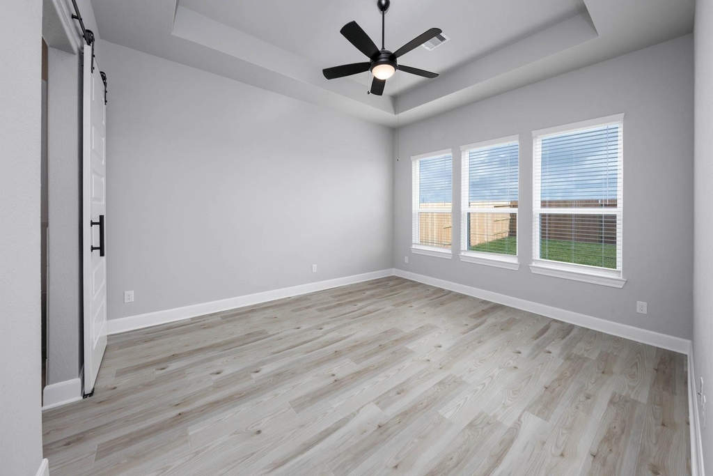 1915 June Lake Lane - Photo 3