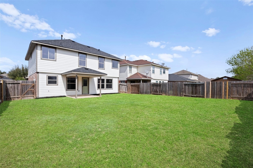 2406 Pinpoint Drive - Photo 28