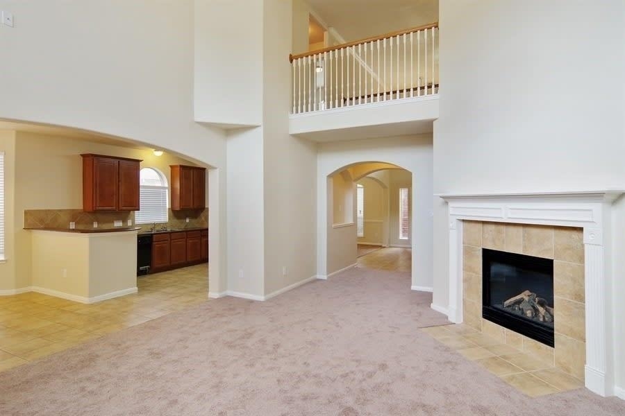 8922 Sailing Drive - Photo 3