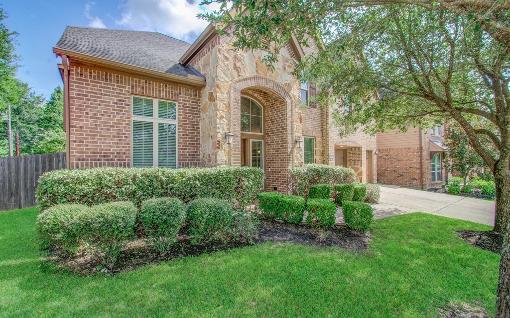 164 Deerfield Meadow Drive - Photo 1