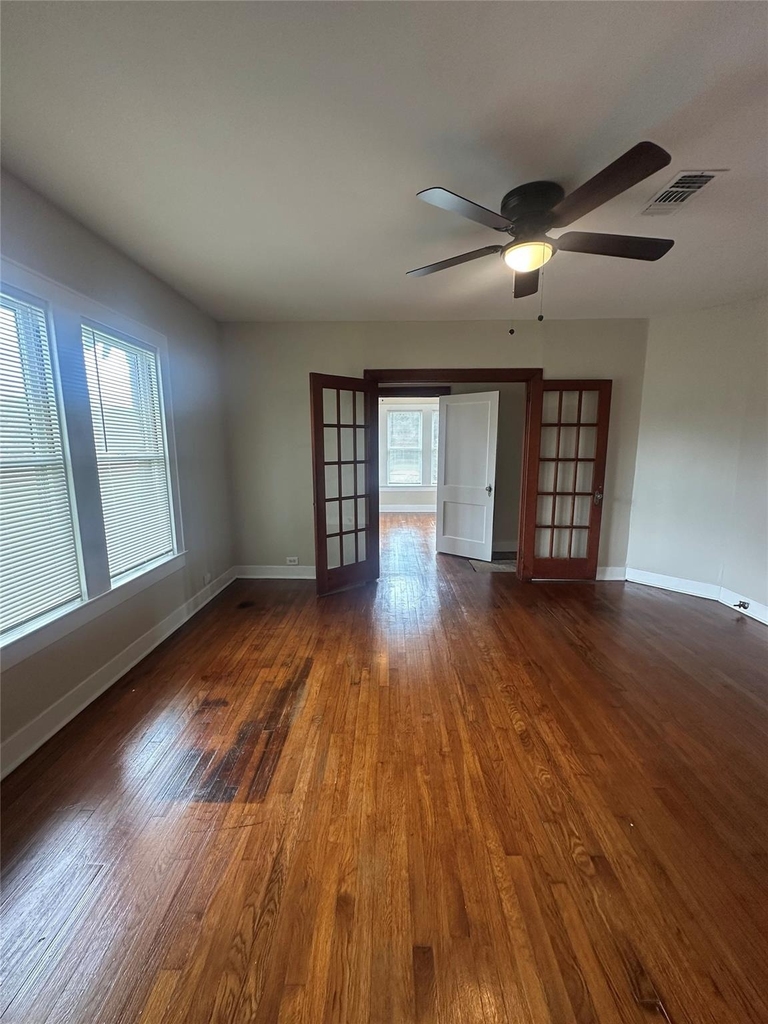 1305 9th Street - Photo 6
