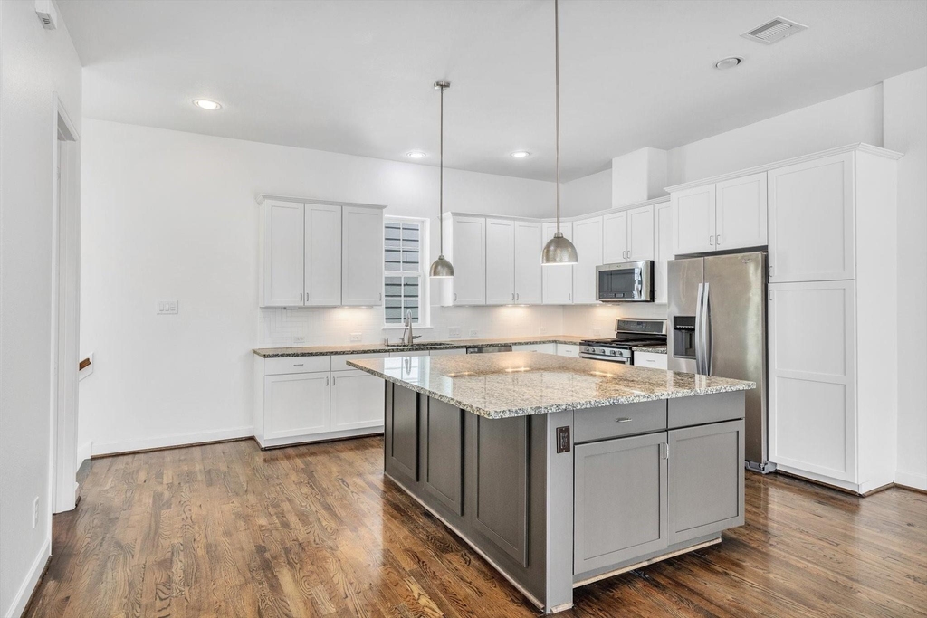 5521 Petty Street - Photo 11