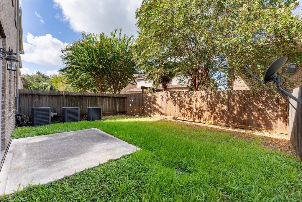 1126 Sopris Drive - Photo 2
