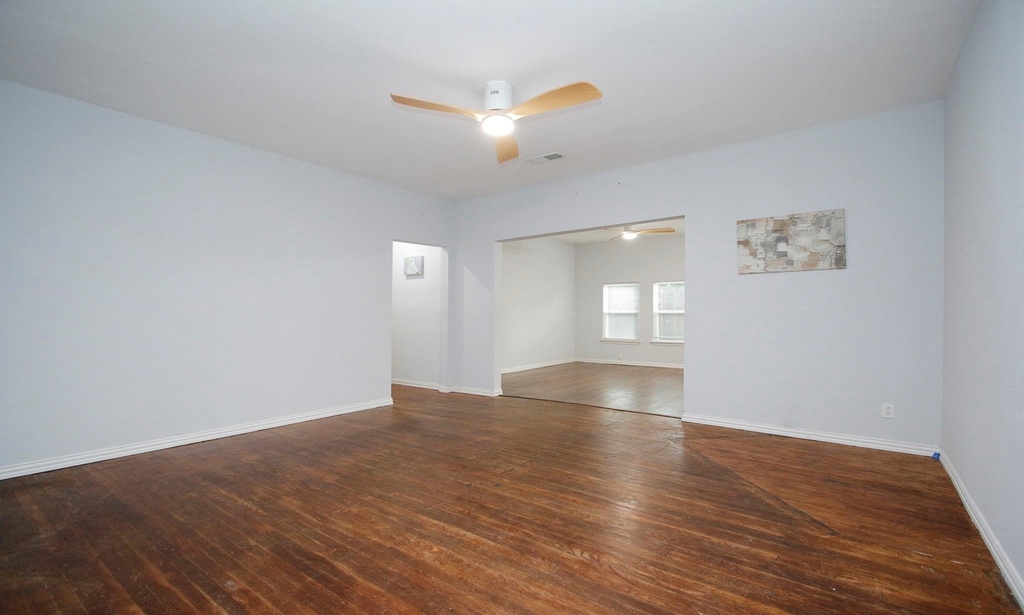 2703 Areba Street - Photo 12