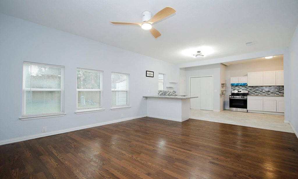 2703 Areba Street - Photo 14