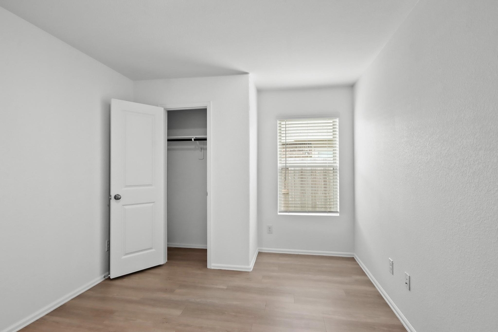 8807 Bar Harbor Drive - Photo 14