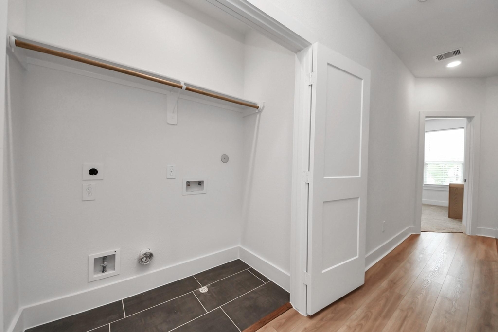 2428 Ella Boulevard - Photo 29