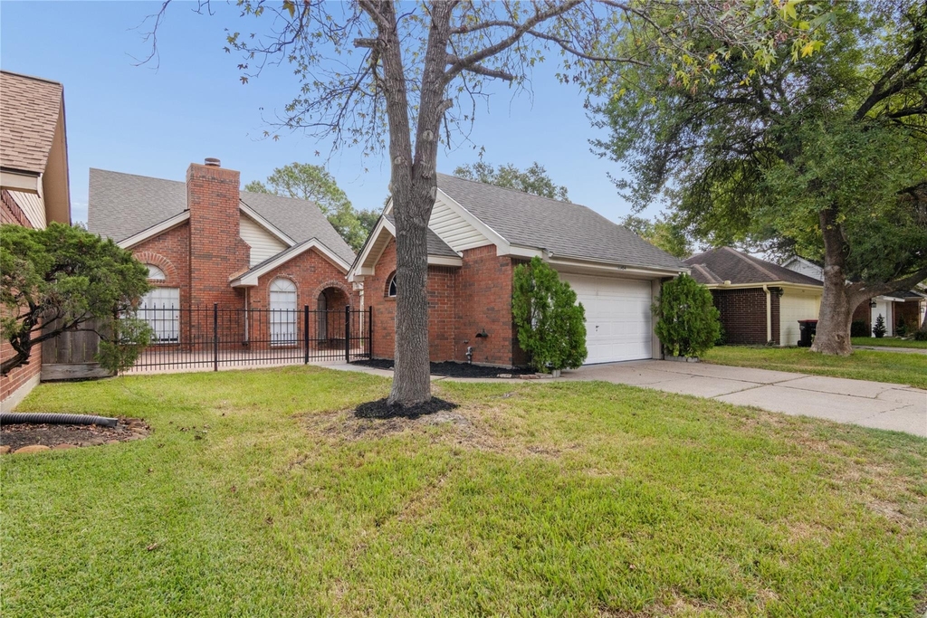 11454 W Travelers Way Circle - Photo 1