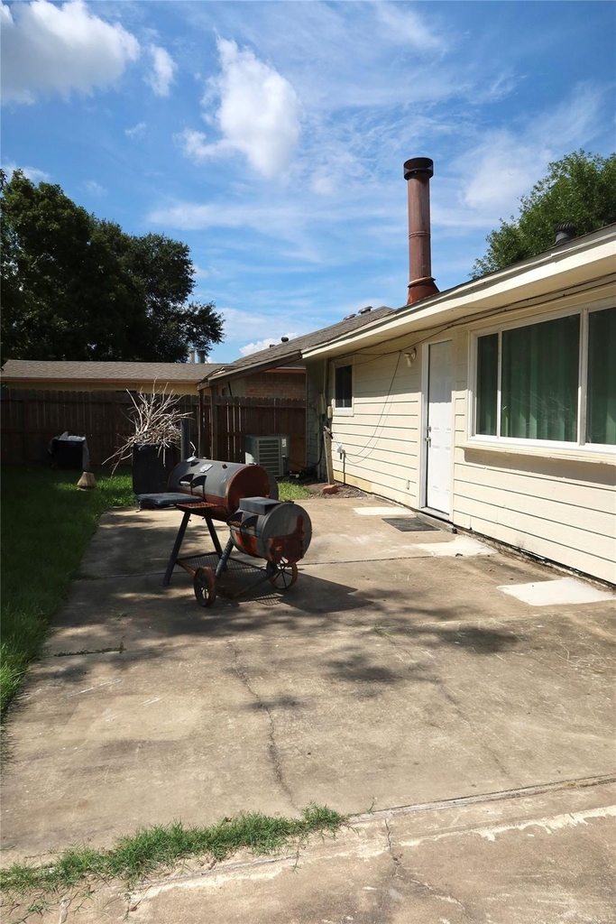 17122 Coachmaker Drive - Photo 23