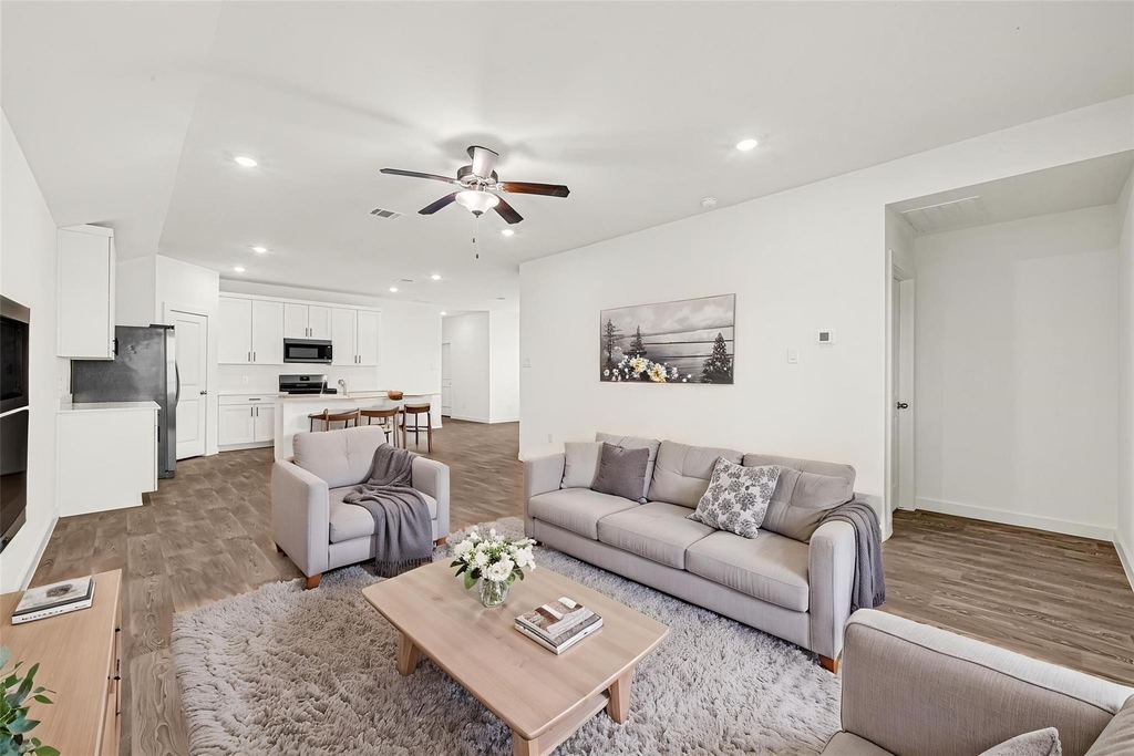 1015 Blue Stone Drive - Photo 1