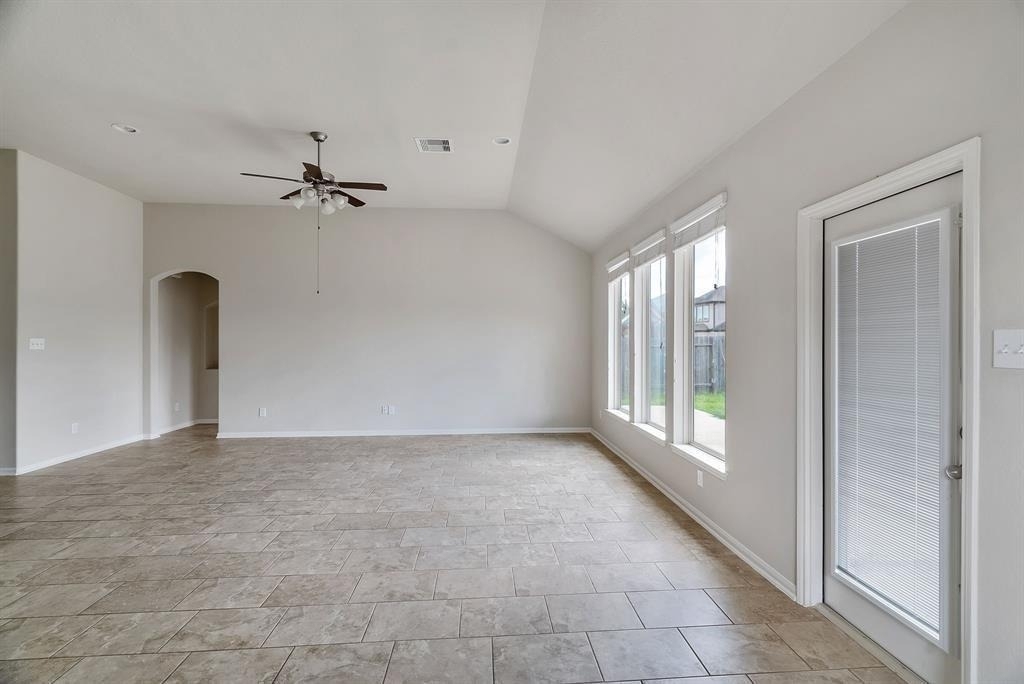 18543 Gardens End Lane - Photo 6