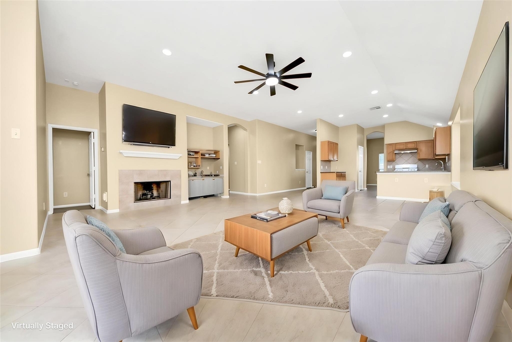8431 Taraglen Court - Photo 11