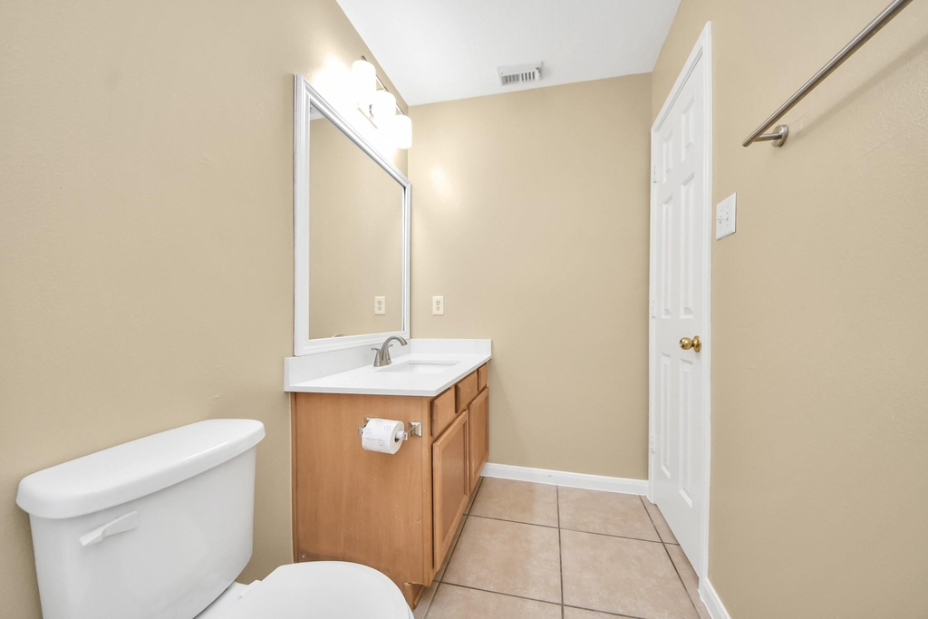 8431 Taraglen Court - Photo 17
