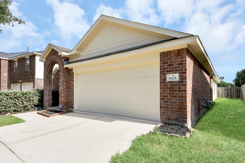 8431 Taraglen Court - Photo 2