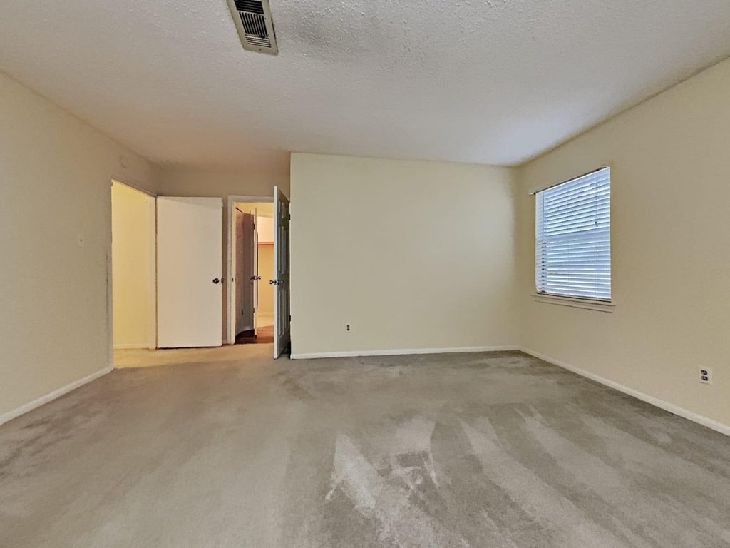 5910 Theall Road - Photo 14