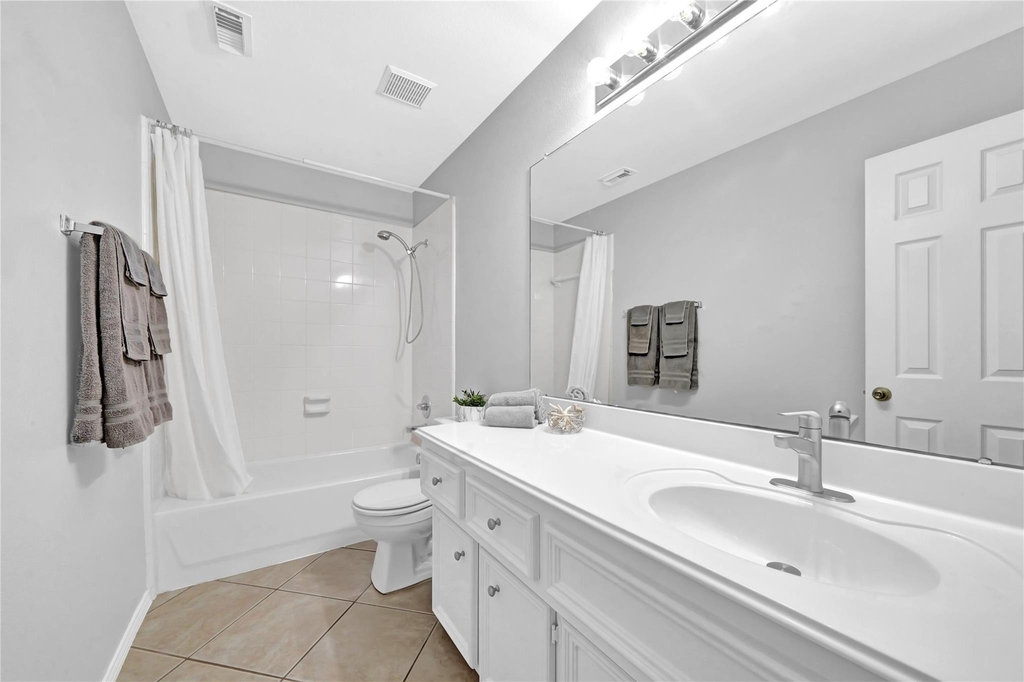 2411 Colonial Springs Lane - Photo 14