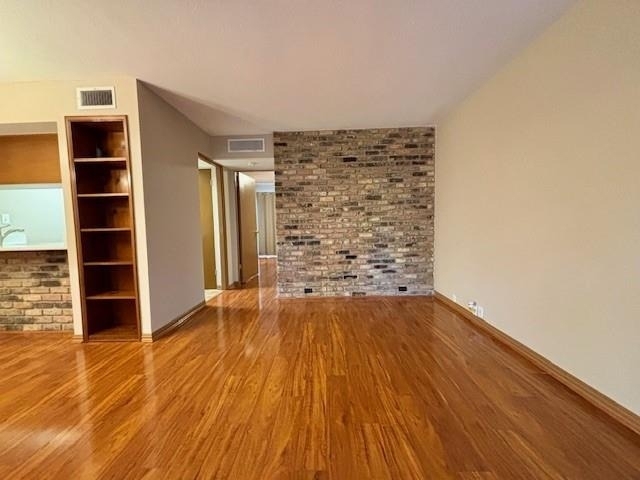 2201 Fountain View Drive - Photo 3