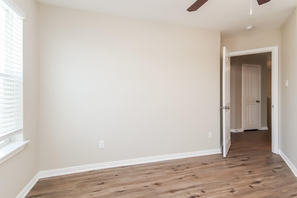 2702 Shearwater Bend Drive - Photo 12